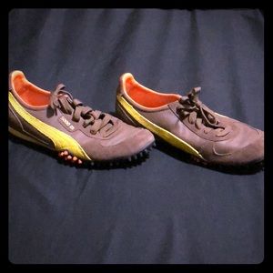 Puma 5000m brown running shoes